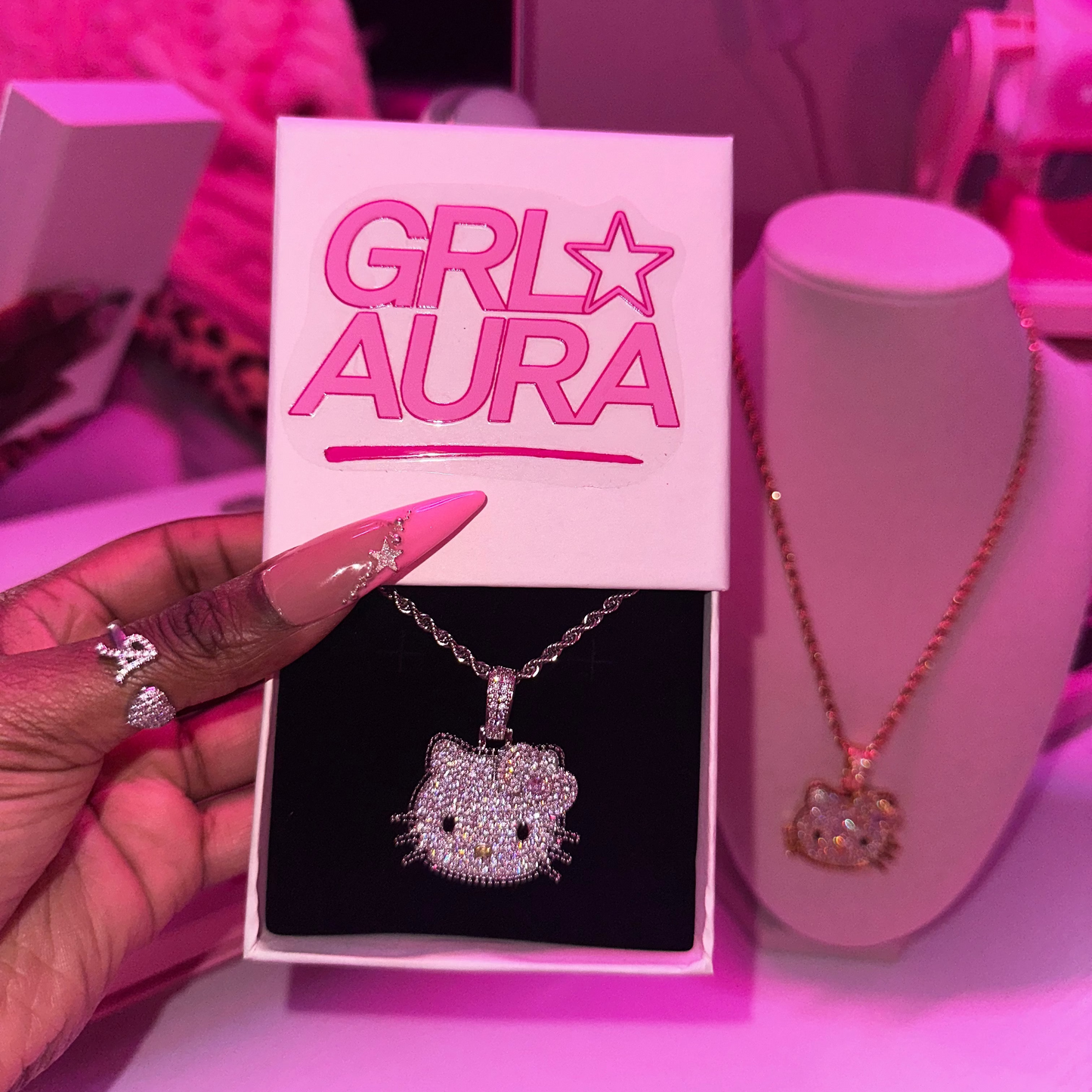 HK Sparkly Necklace